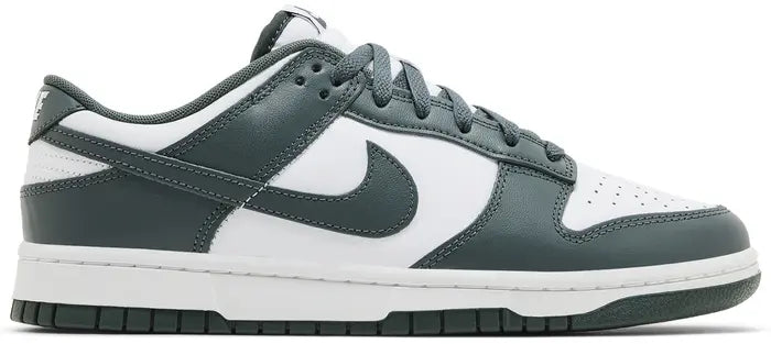 Nike Dunk Low "Vintage Green"